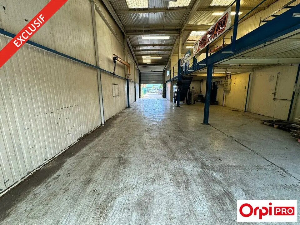 Flex in Sainte-Geneviève-des-Bois for lease Building Photo- Image 1 of 8