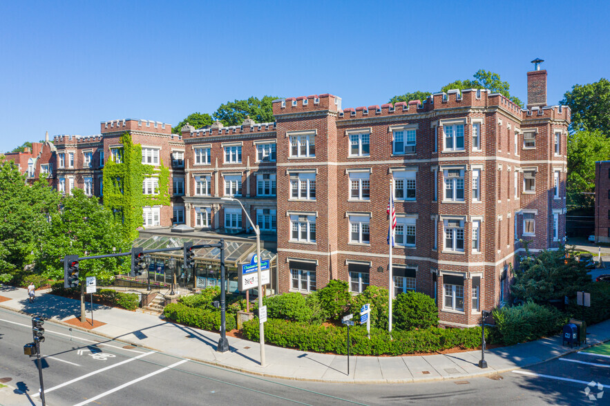 1223 Beacon St, Brookline, MA for sale - Primary Photo - Image 1 of 1