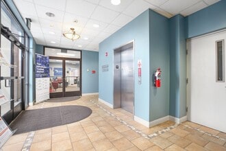 2050 Gordon W Shelton Blvd, Fredericksburg, VA for lease Building Photo- Image 1 of 34