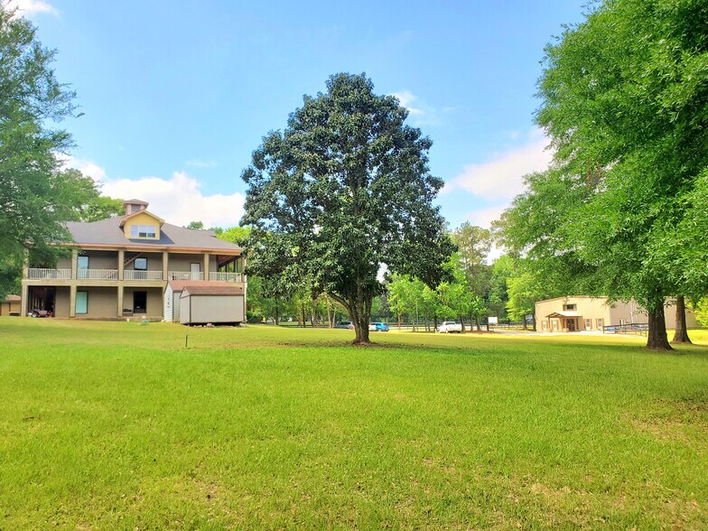 1450 Blake Rd, Conroe, TX for sale - Building Photo - Image 1 of 1