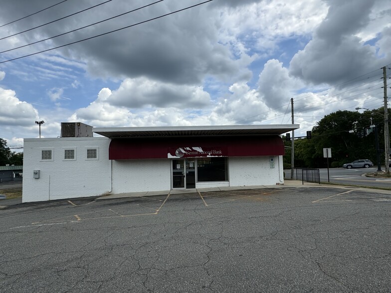 3515 Campbell Ave, Lynchburg, VA for sale - Building Photo - Image 2 of 16