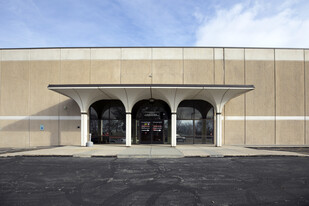 Industrial Office Space in Grandview, MO - Warehouse