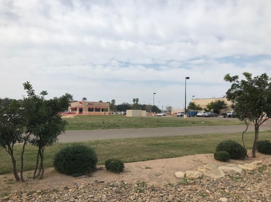 7518 McPherson Rd, Laredo, TX for sale Building Photo- Image 1 of 1