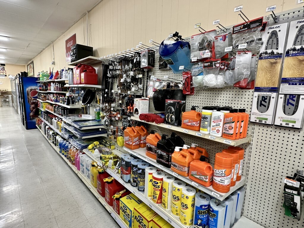 907 Atlantic Ave, Kerkhoven, MN 56252 Lamecker's General Store