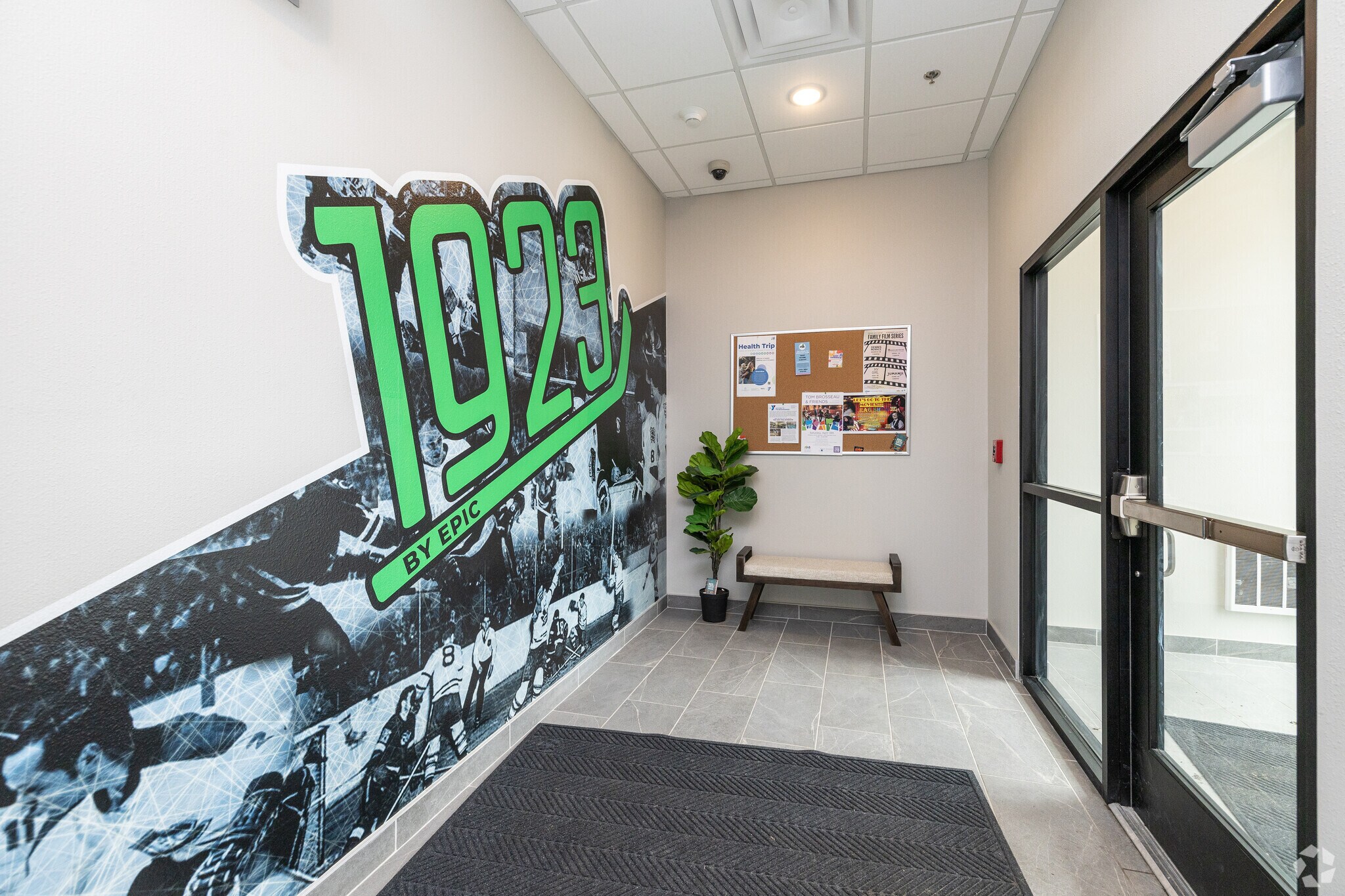 150 N 8th St, Grand Forks, ND for sale Lobby- Image 1 of 1