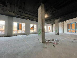 411 Meeker Ave, Brooklyn, NY for lease Interior Photo- Image 1 of 4