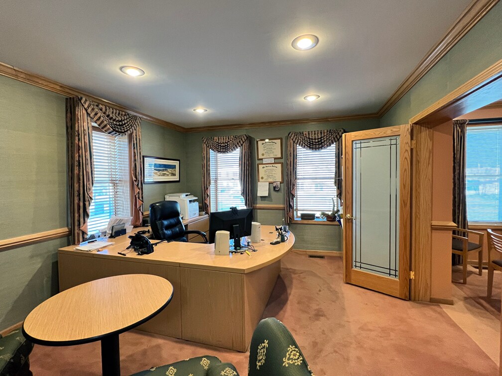 465 Commerce Dr, Fort Washington, PA 19034 Office for Sale