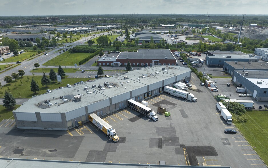 3650 Boul Matte, Brossard, QC for lease - Building Photo - Image 3 of 7