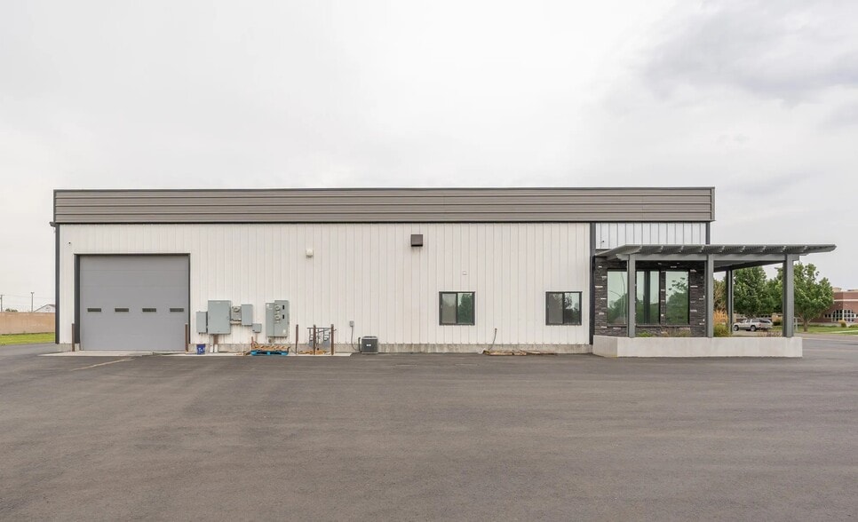 1343 Jones St, Idaho Falls, ID for lease - Building Photo - Image 3 of 7