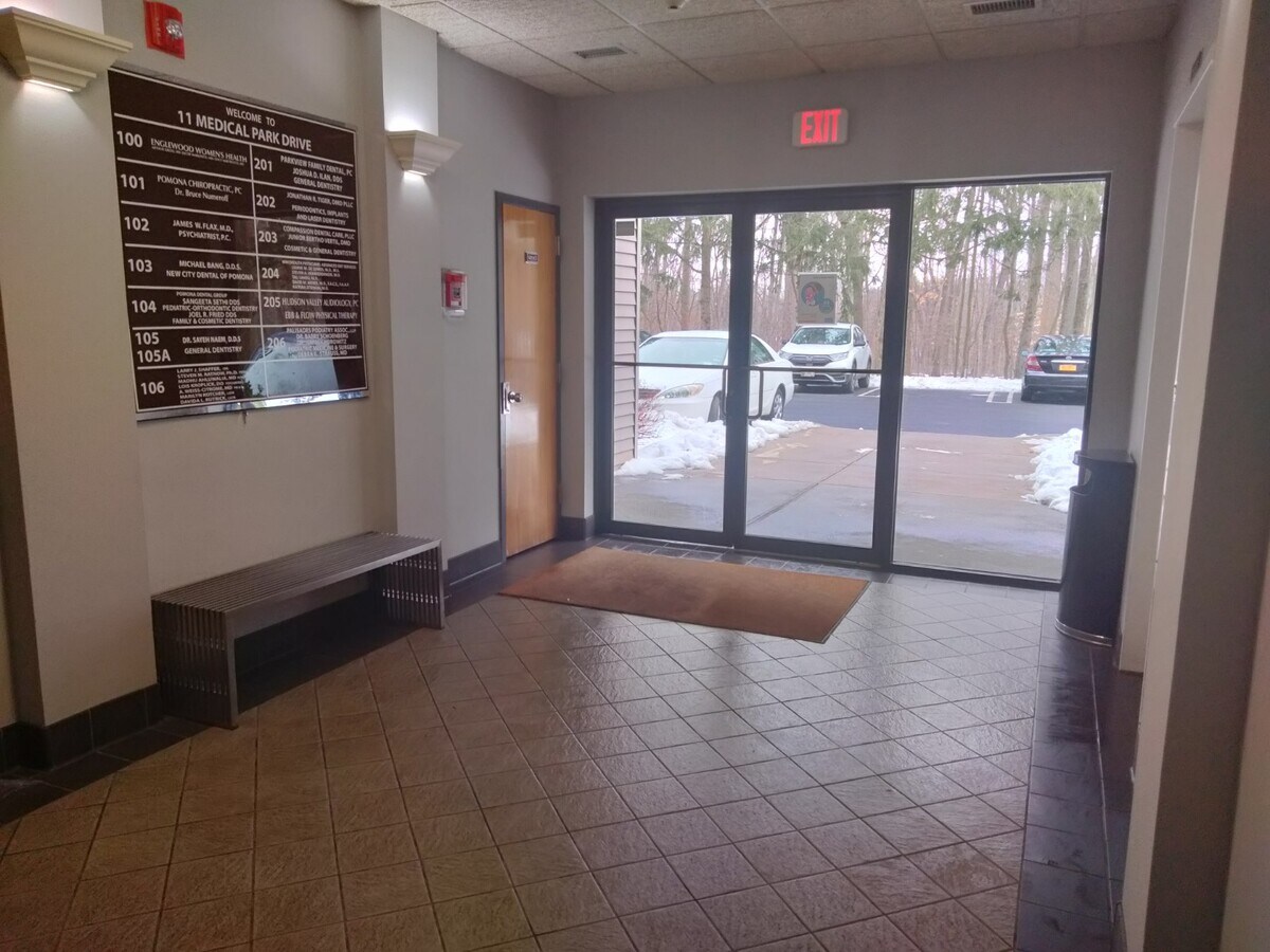 11 Medical Park Dr, Pomona, NY 10970