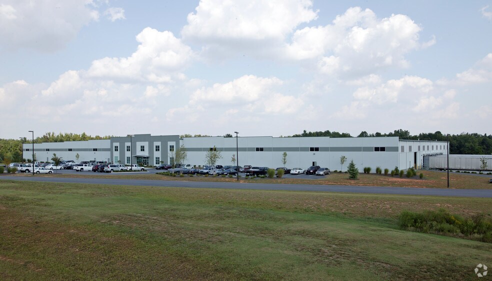 262 Welcome Center Ct, Lexington, NC for sale - Primary Photo - Image 1 of 7