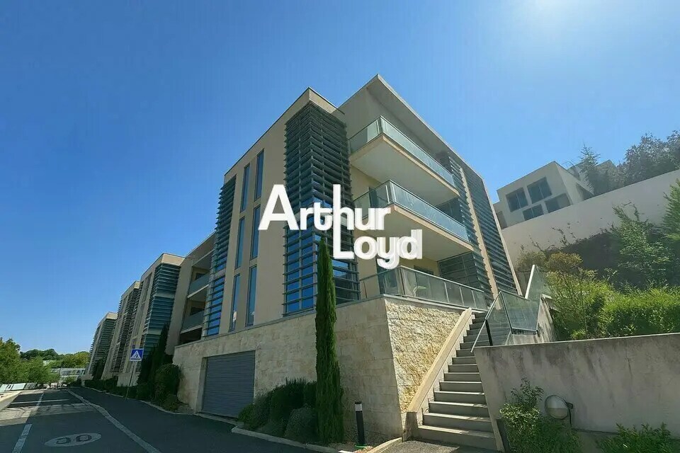 Office in SOPHIA ANTIPOLIS for lease Building Photo- Image 1 of 12