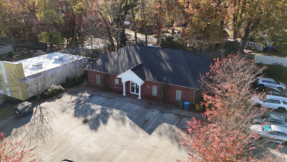 1717 W Innes St, Salisbury, NC for lease - Building Photo - Image 1 of 8