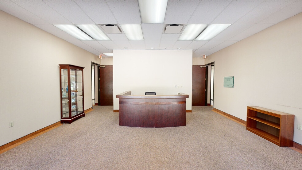 730 E Kaliste Saloom Rd, Lafayette, LA for sale - Matterport 3D Scan - Image 2 of 28