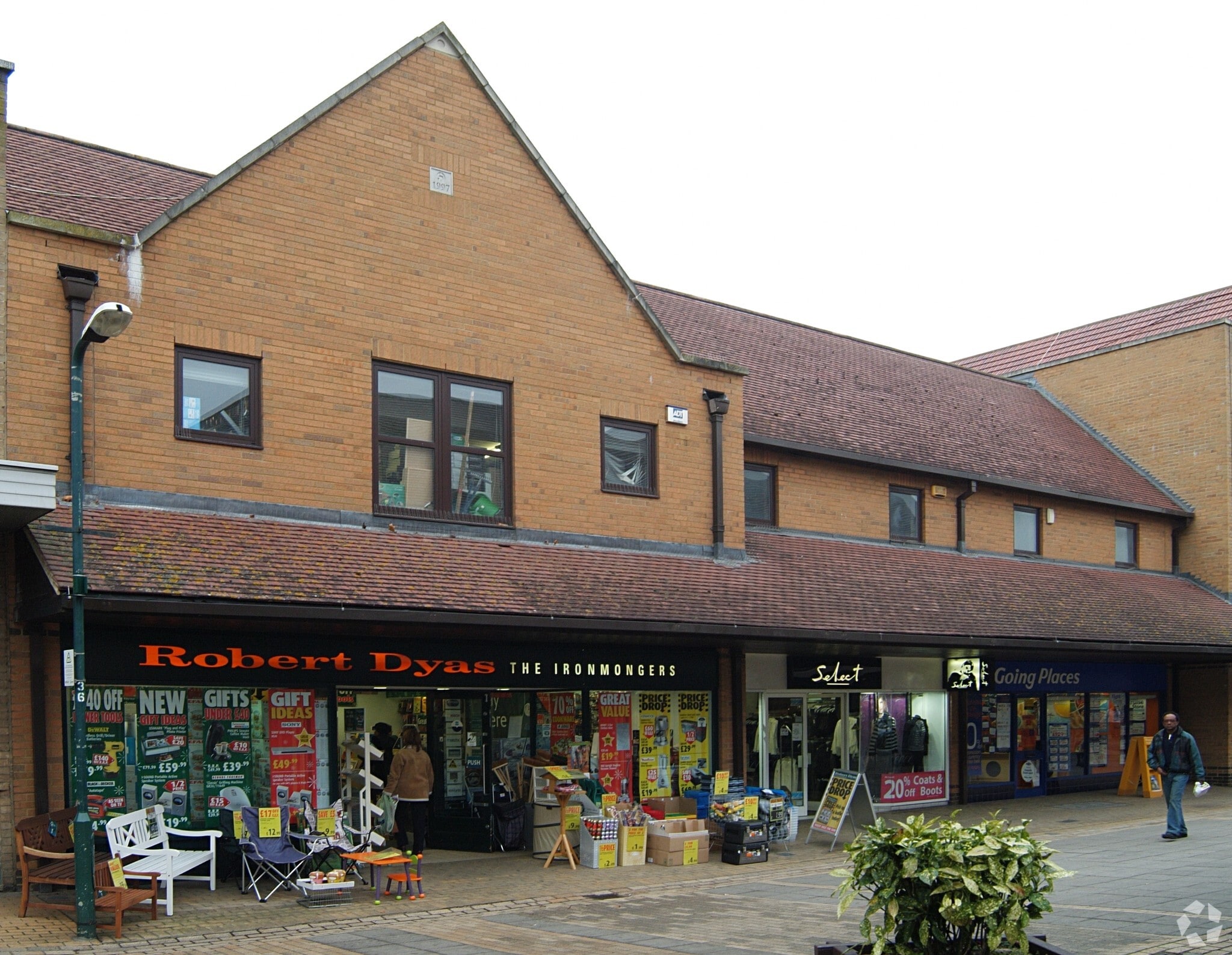 57-59 Crockhamwell Rd, Reading for sale Building Photo- Image 1 of 1