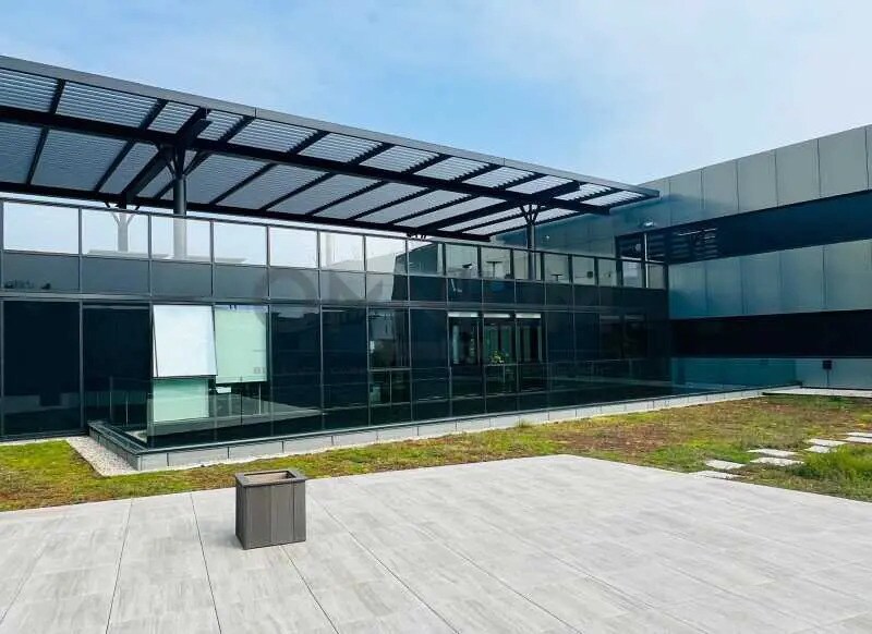 Office in Limonest for lease - Building Photo - Image 2 of 23