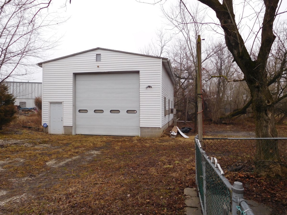 5906 Allender Rd, White Marsh, MD 21162