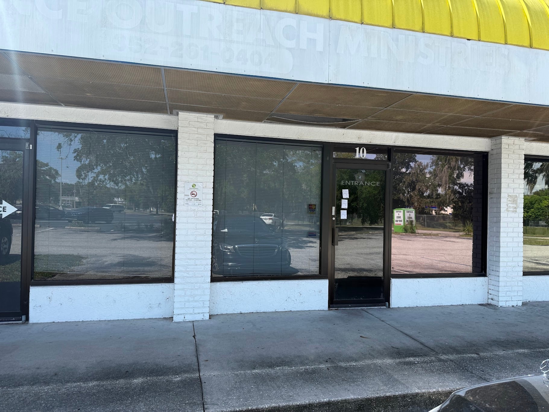 821 NE 36th Terrace, Ocala, FL for lease Interior Photo- Image 1 of 18