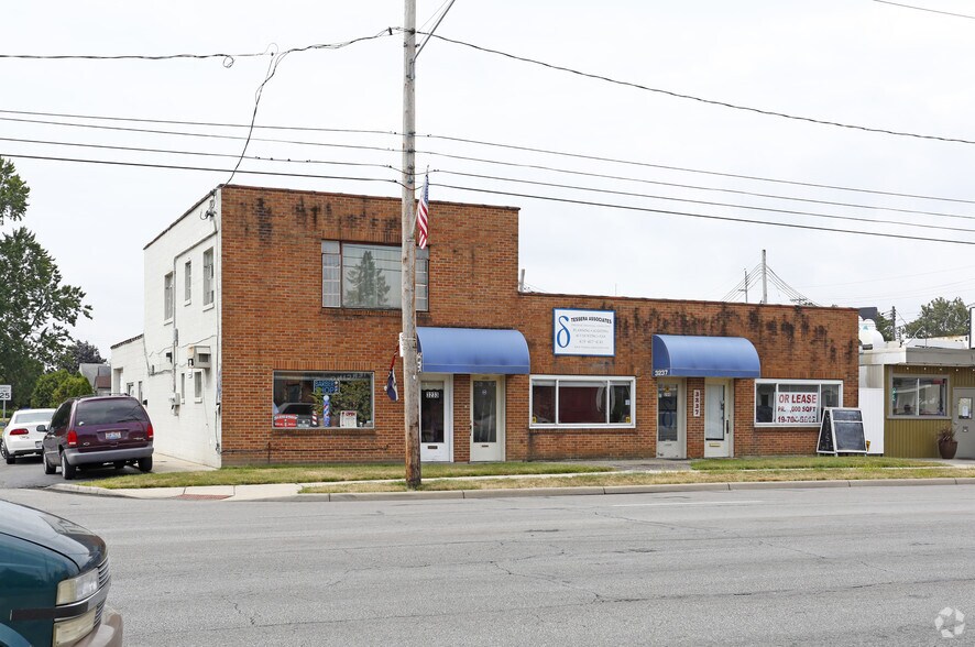 3237 W Sylvania Ave, Toledo, OH for sale - Primary Photo - Image 1 of 1