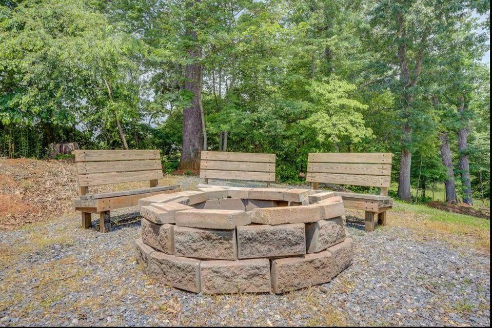 1026 Bandy Mill Rd, Hardy, VA 24101