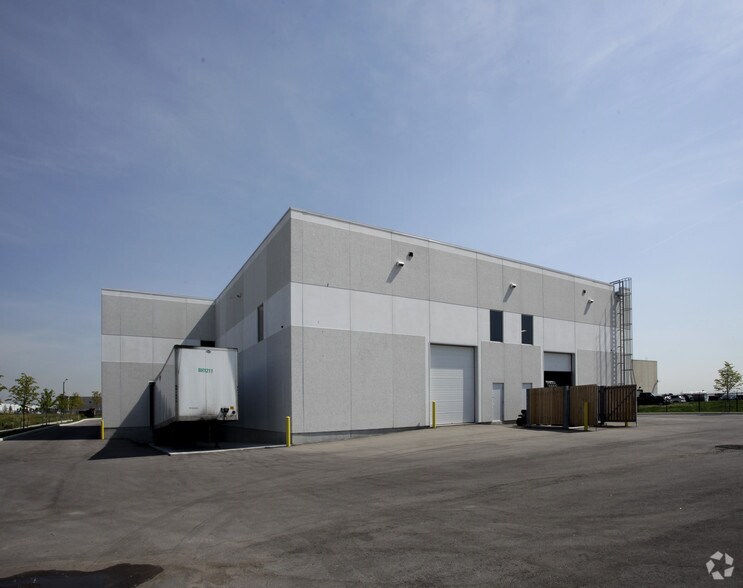 80 Simpson Rd, Caledon, ON for lease - Building Photo - Image 2 of 2