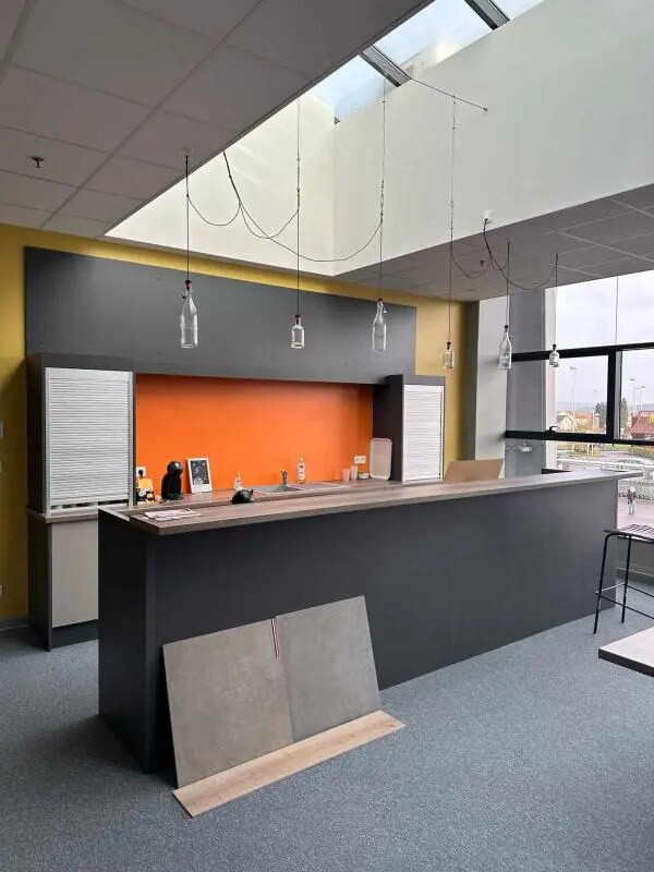 Office in Creutzwald for lease Building Photo- Image 1 of 6