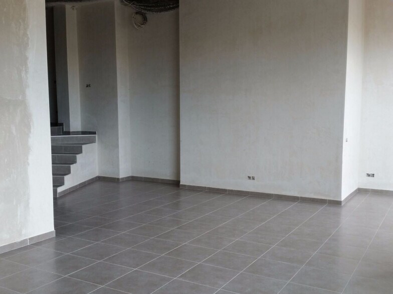 Retail in Ontinyent for sale - Building Photo - Image 2 of 4