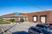 851-865 Rangeview Rd, Mississauga ON - Warehouse