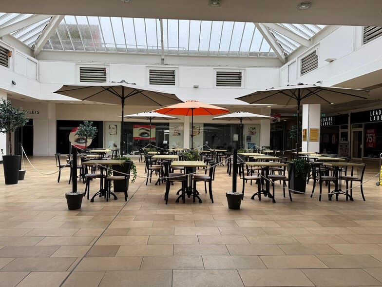 Vicar St, Kidderminster for lease - Building Photo - Image 2 of 9