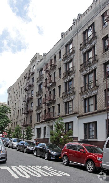 561 W 174th St, New York, NY for sale - Primary Photo - Image 1 of 2