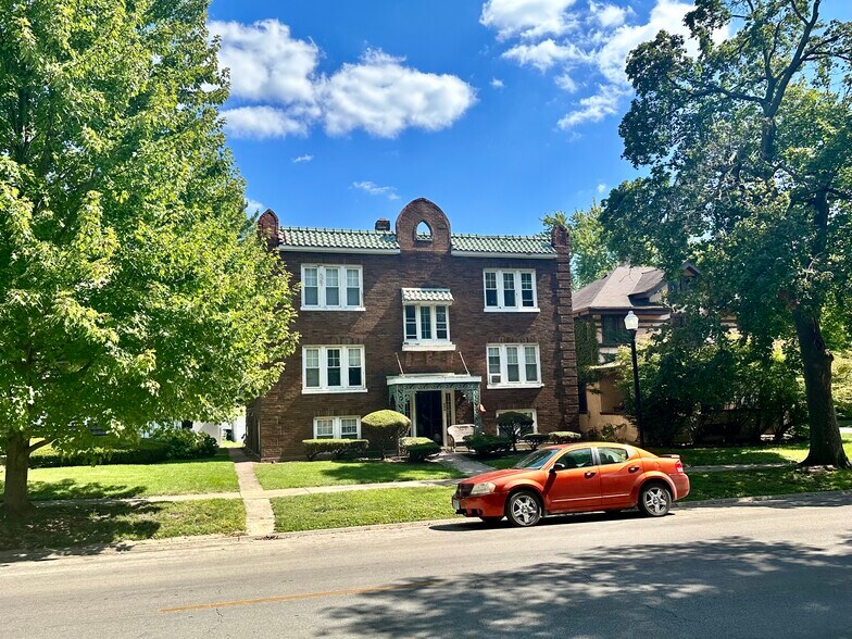 686 S Harrison Ave, Kankakee, IL 60901