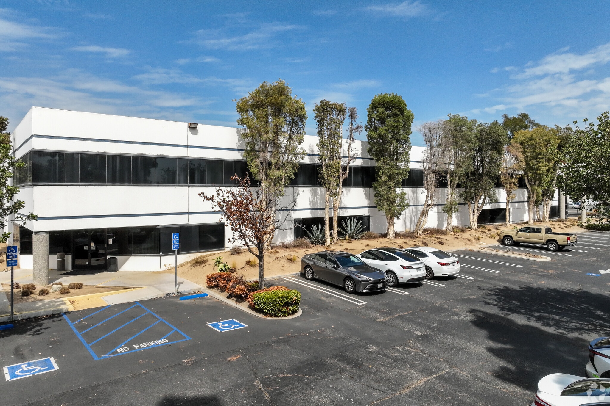 1717 W Collins Ave, Orange, CA for lease Building Photo- Image 1 of 11