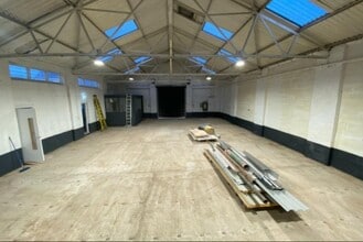 10 Strickland St, Hull for lease Interior Photo- Image 1 of 7