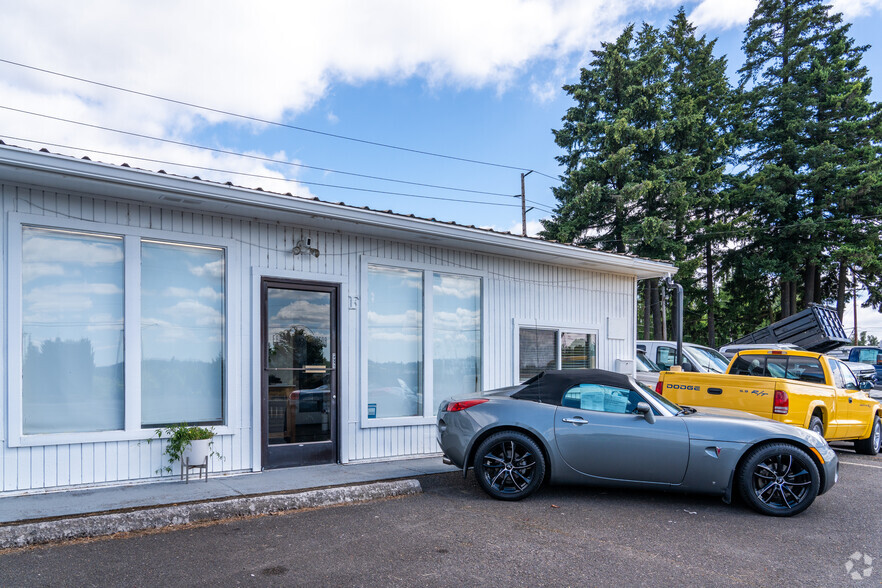 18435 SW Pacific Hwy, Tualatin, OR for lease - Building Photo - Image 3 of 10