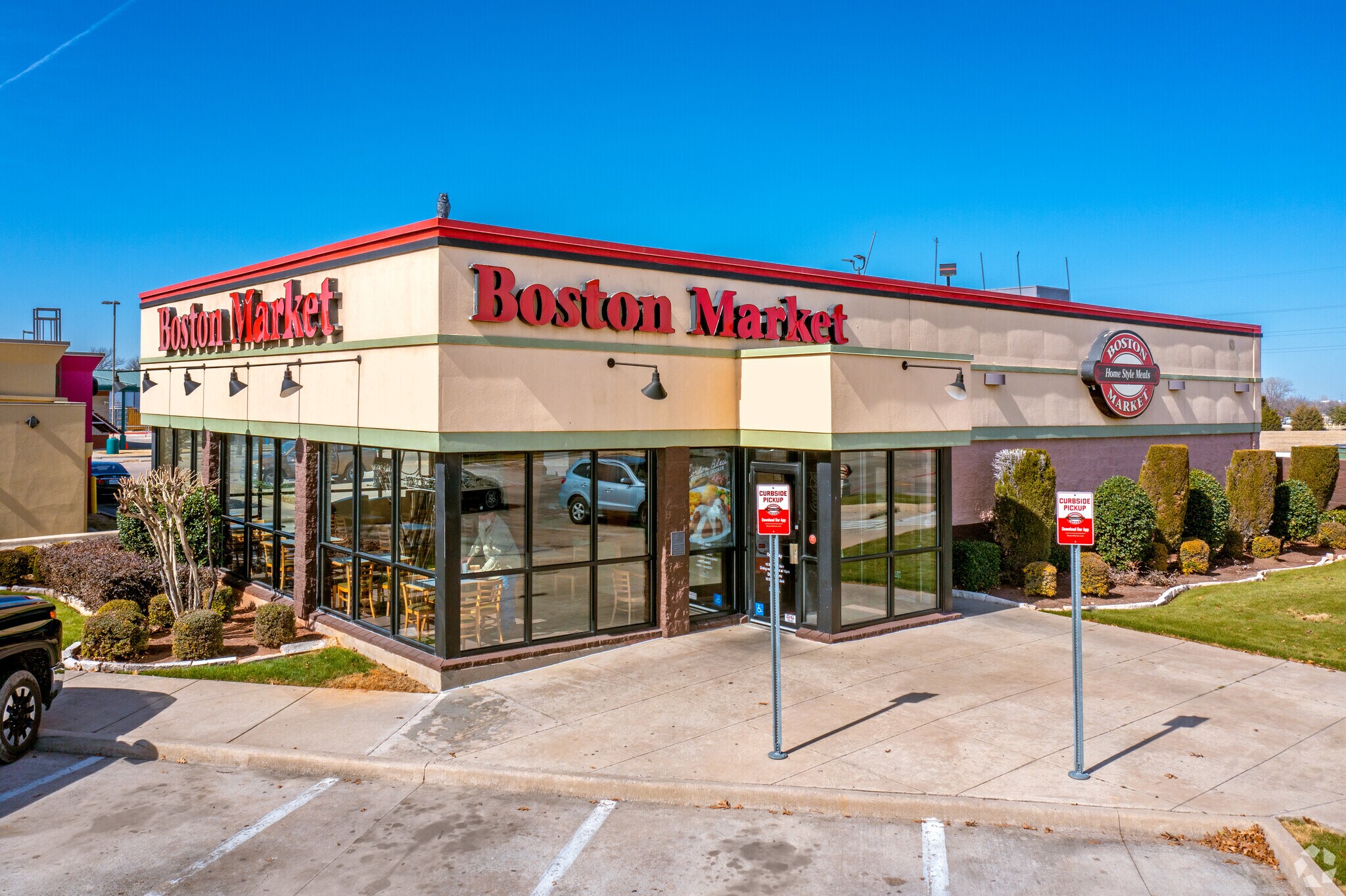 2561 E Pioneer Pky, Arlington, TX for sale Primary Photo- Image 1 of 1