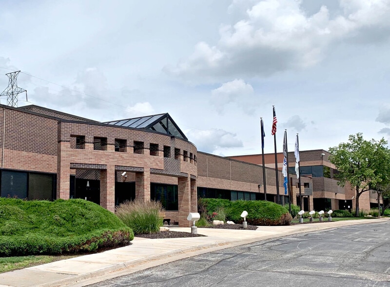 11340 Blondo St, Omaha, NE for sale - Building Photo - Image 3 of 12