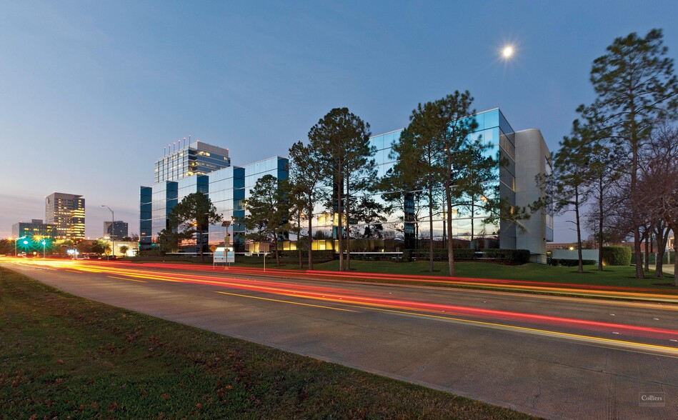 1300 W Sam Houston Pky S, Houston, TX for lease - Building Photo - Image 1 of 22