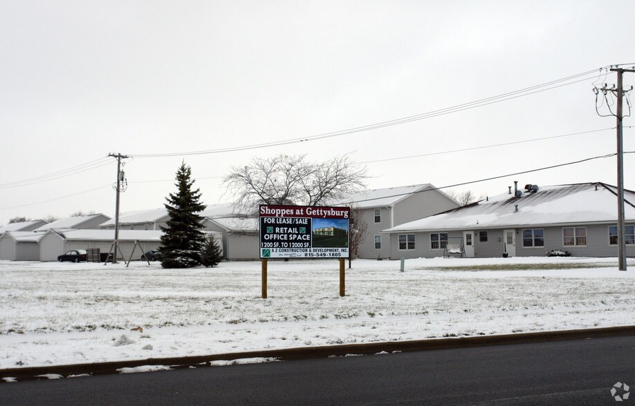 100 Gettysburg Dr, Bourbonnais, IL 60914