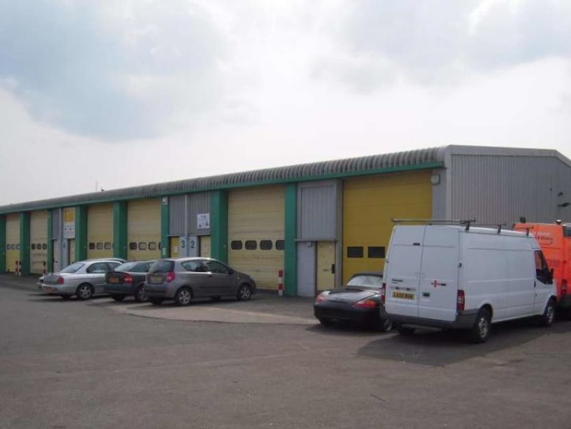 Ivy Rd, Aldershot for sale Building Photo- Image 1 of 1