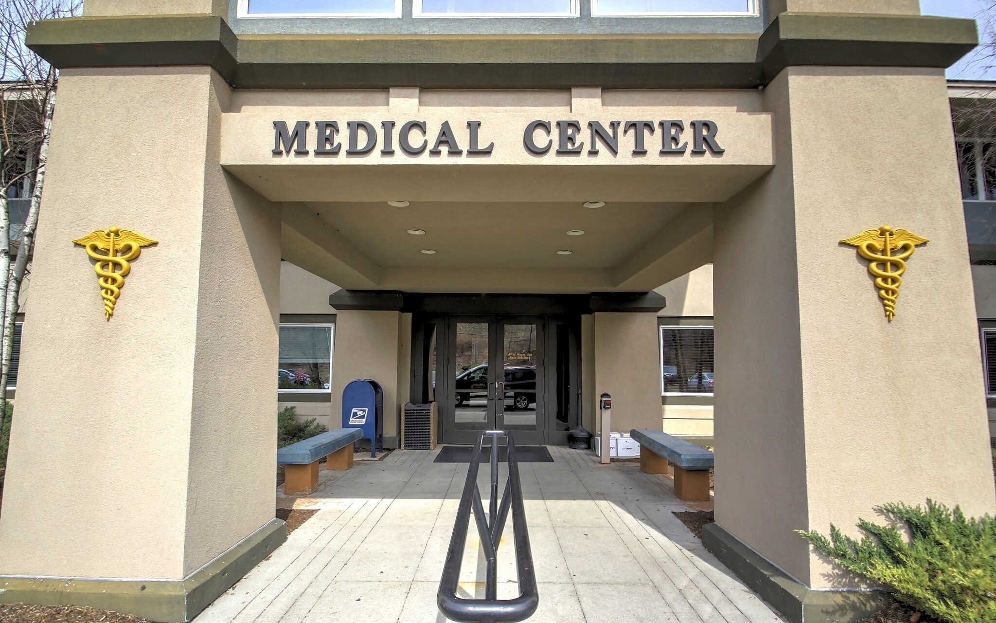 166 Waterbury Rd, Prospect, CT 06712 Pond Place Medical Office