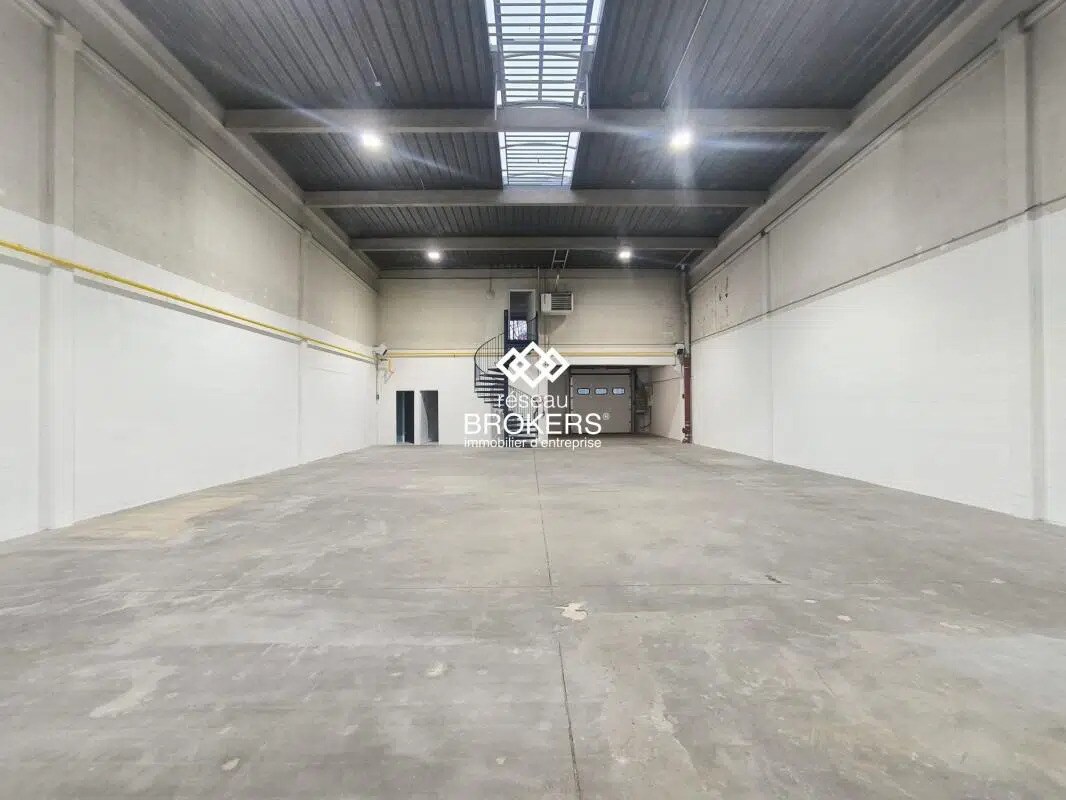 Flex in Les Ulis for lease Interior Photo- Image 1 of 11