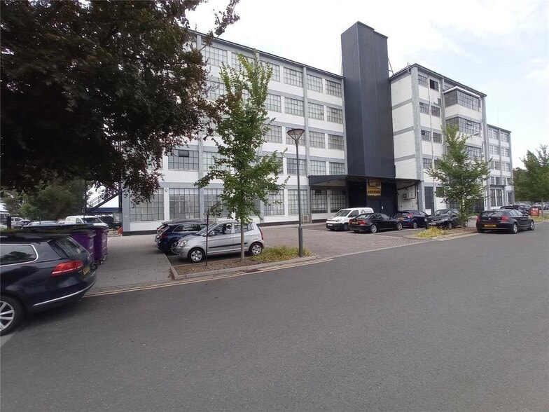 Princess Margaret Rd, Tilbury for lease - Building Photo - Image 1 of 21