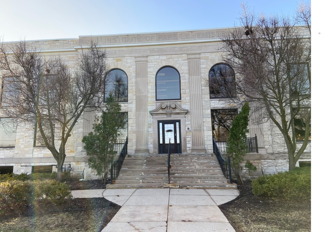 1101-1111 E South River St, Appleton, WI for lease Building Photo- Image 1 of 17