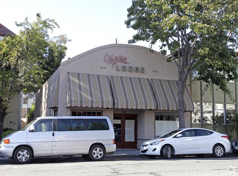 4211 Piedmont Ave, Oakland, CA 94611