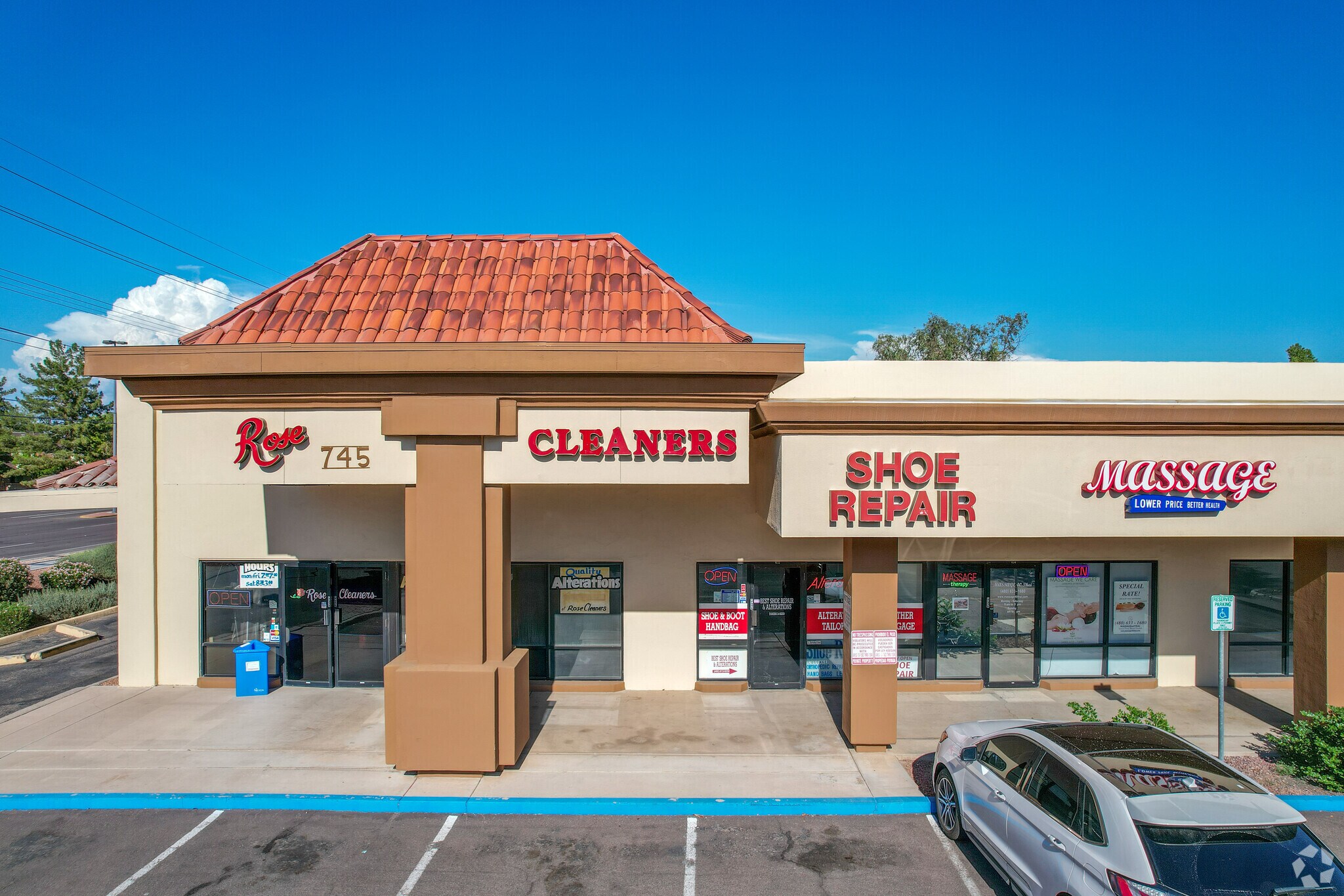 645745 N Gilbert Rd, Gilbert, AZ 85234 Gilbert Towne Center