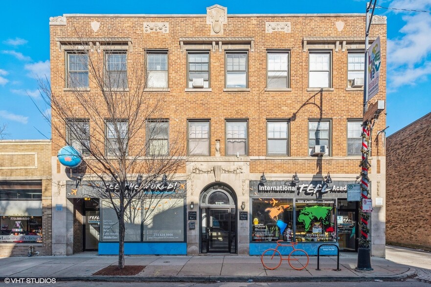 916-918 W Diversey Pky, Chicago, IL for lease - Building Photo - Image 1 of 26