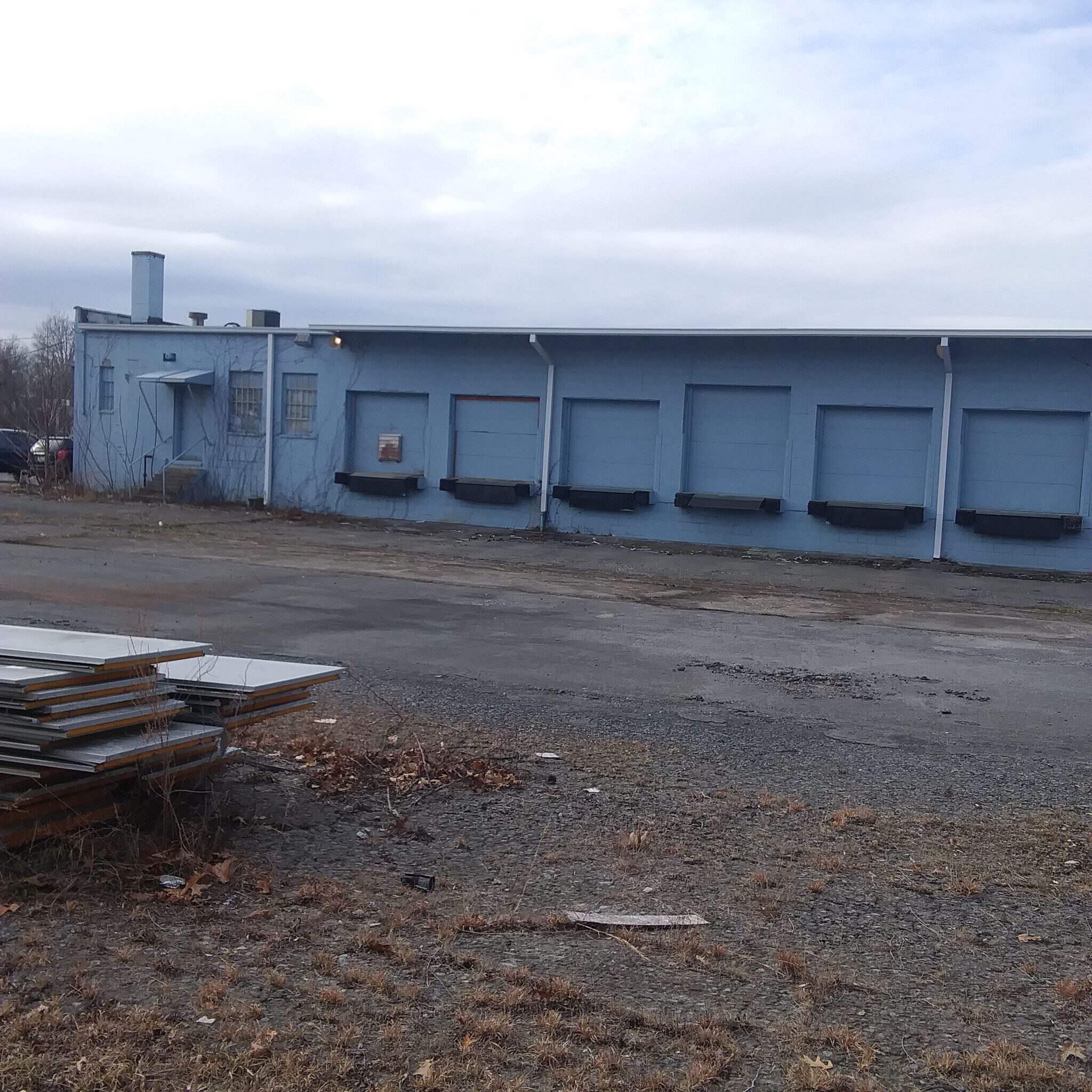 351 Stanaford Rd, Beckley, WV 25801 Smith Transfer