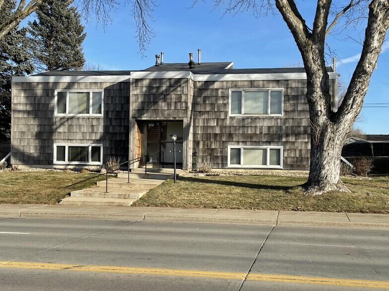 23122400 S Cliff Ave, Sioux Falls, SD 57105