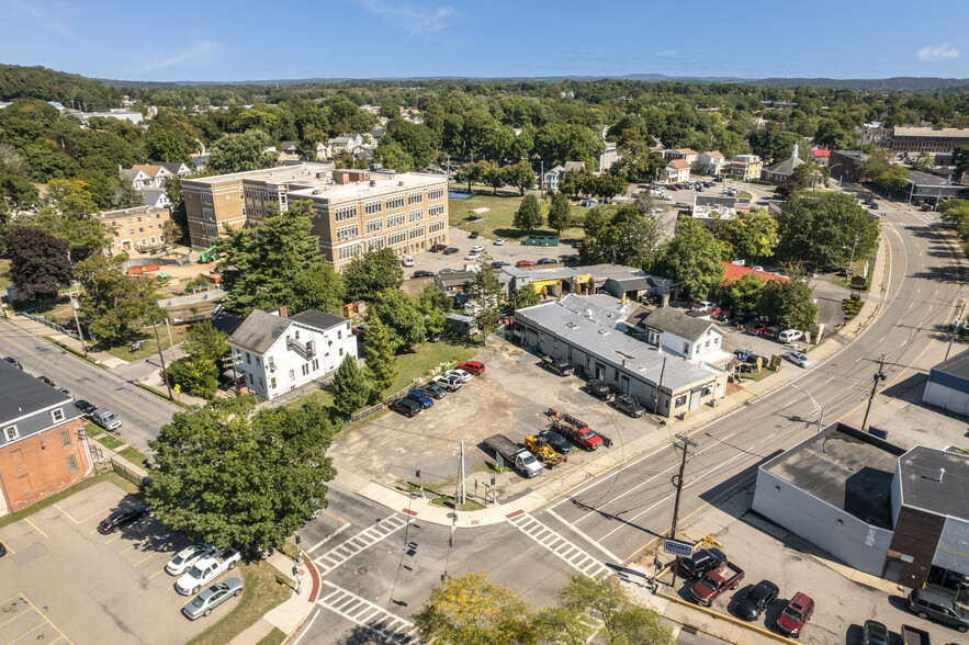 359 Mill St, Poughkeepsie, NY for sale - Building Photo - Image 3 of 5