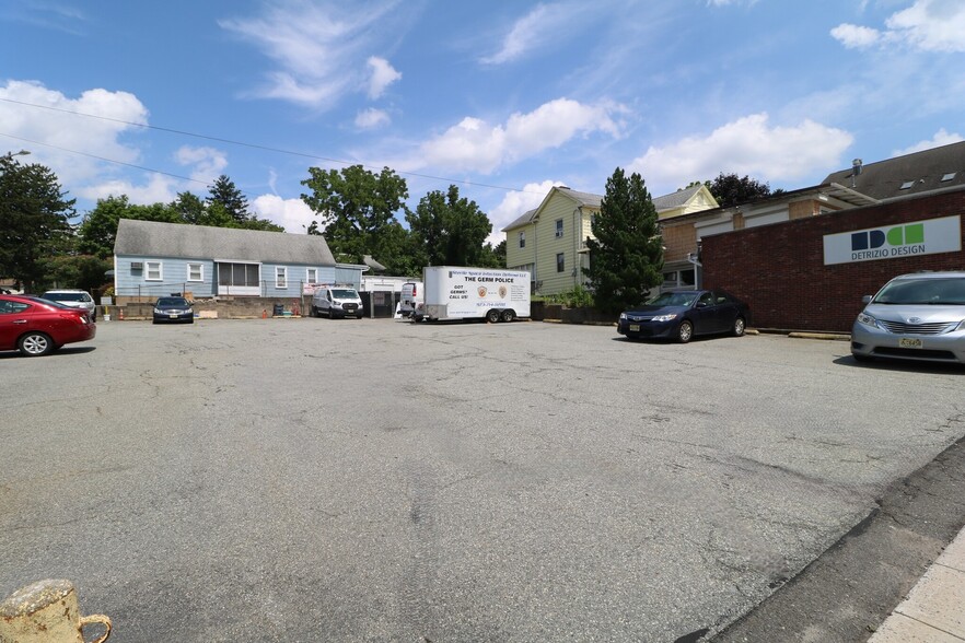 314 Bloomfield Ave, Verona, NJ for sale - Building Photo - Image 2 of 22